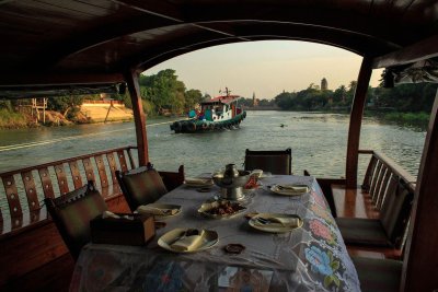 Lunch on a rice barge
