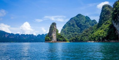 Discover Khao Sok Lake: One-Day Adventure in Thailand's Ancient Rainforest