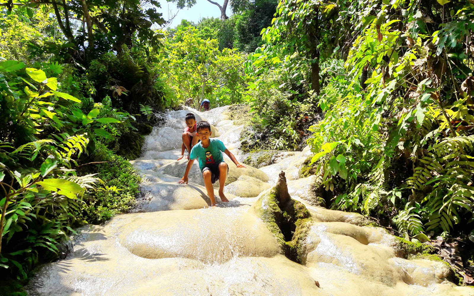 Sticky Waterfall, Bua Tong Waterfall [Only transfer, no tour guide] 